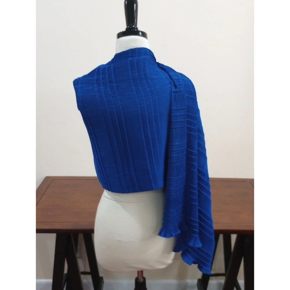Eileen Fisher Royal Blue Pleated Scarf, NWT! $108